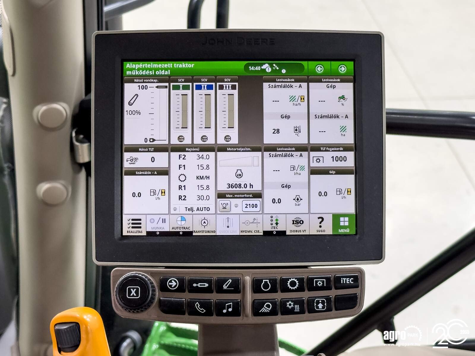 Traktor of the type John Deere 6175R, Gebrauchtmaschine in Csengele (Picture 18)