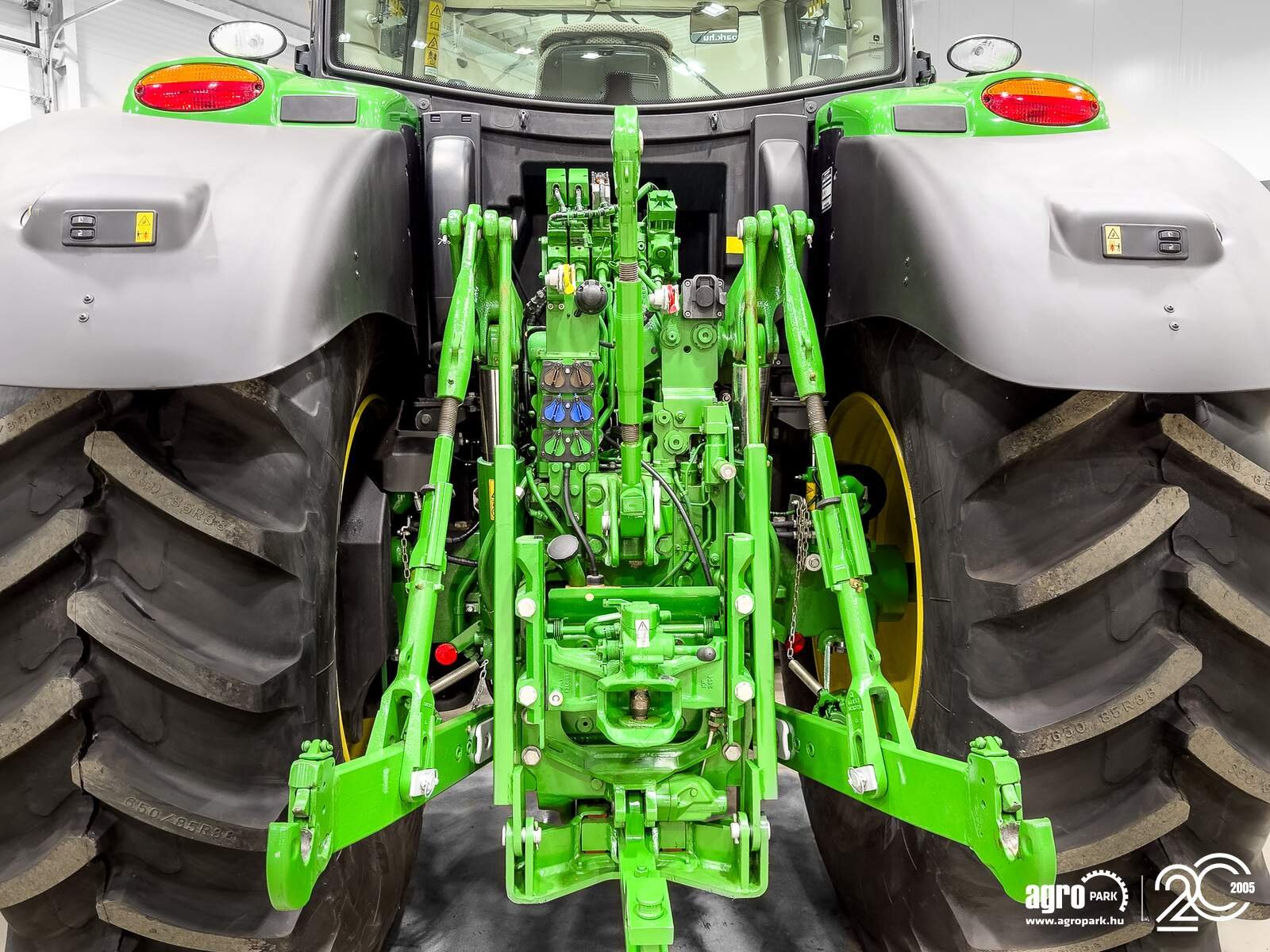Traktor typu John Deere 6175R, Gebrauchtmaschine w Csengele (Zdjęcie 7)