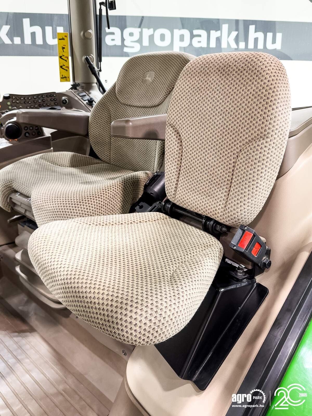 Traktor typu John Deere 6175R, Gebrauchtmaschine w Csengele (Zdjęcie 27)