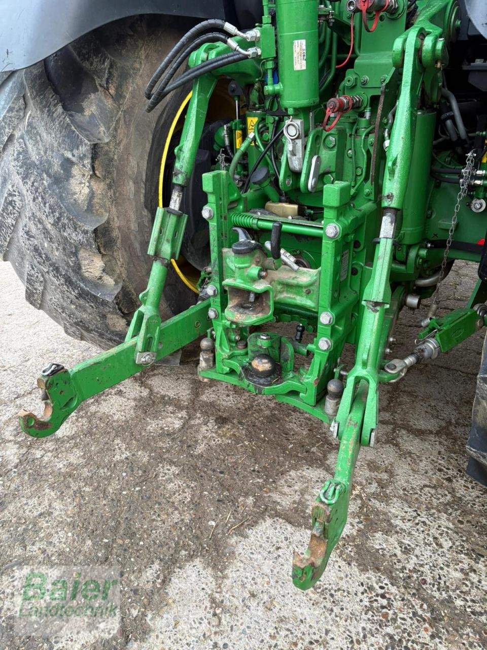 Traktor des Typs John Deere 6175R, Gebrauchtmaschine in OBERNDORF-HOCHMOESSINGEN (Bild 16)