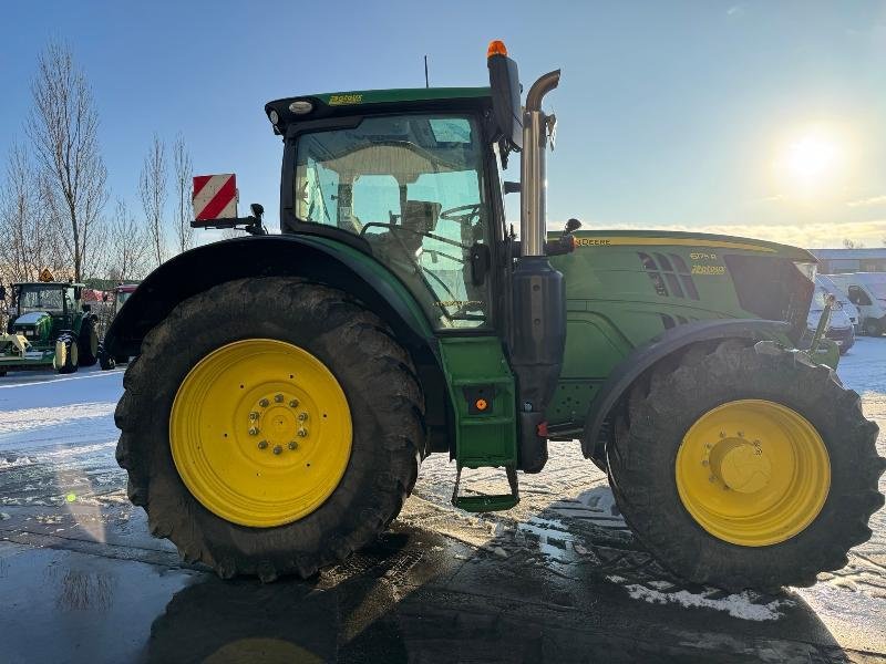 Traktor tip John Deere 6175R, Gebrauchtmaschine in Wargnies Le Grand (Poză 11)