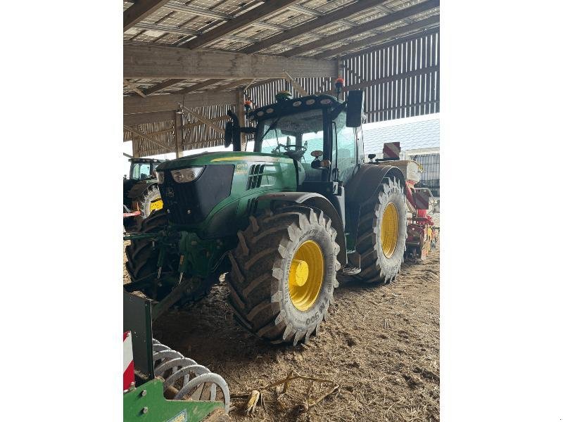 Traktor des Typs John Deere 6175R, Gebrauchtmaschine in ESCAUDOEUVRES (Bild 7)