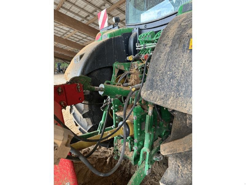 Traktor des Typs John Deere 6175R, Gebrauchtmaschine in ESCAUDOEUVRES (Bild 5)