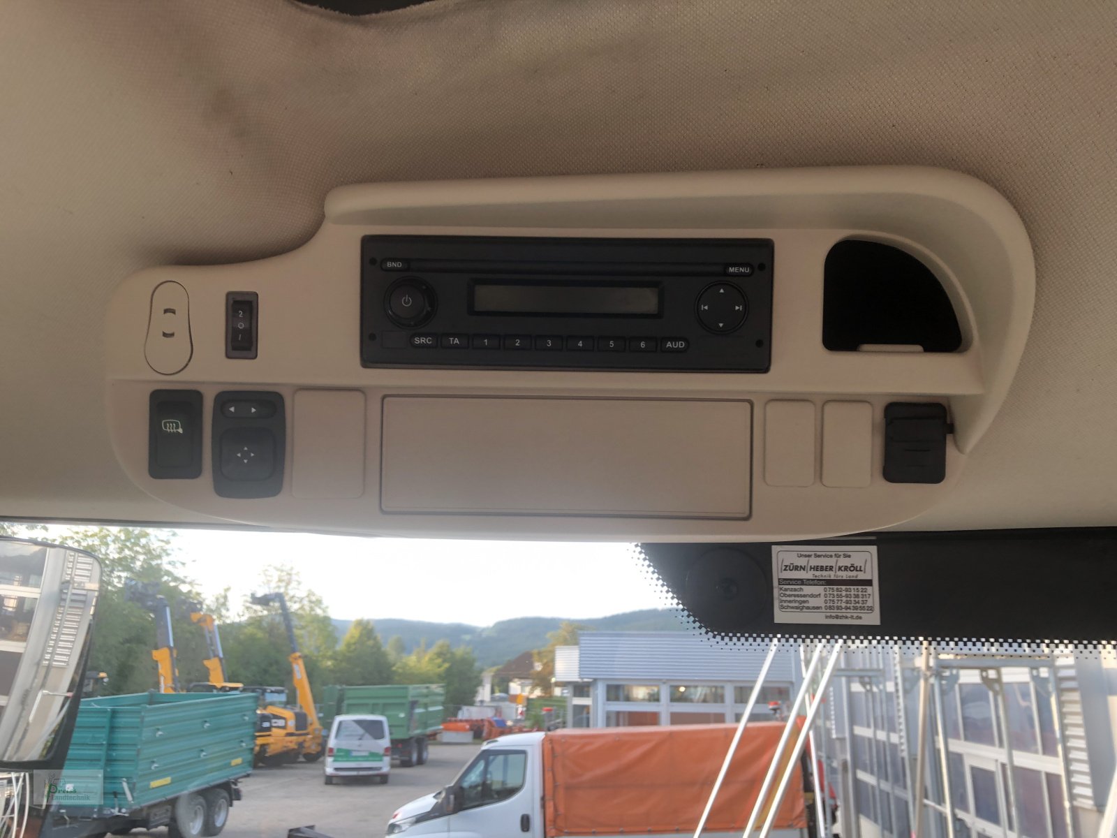 Traktor typu John Deere 6175R, Gebrauchtmaschine v Bad Kötzting (Obrázek 11)