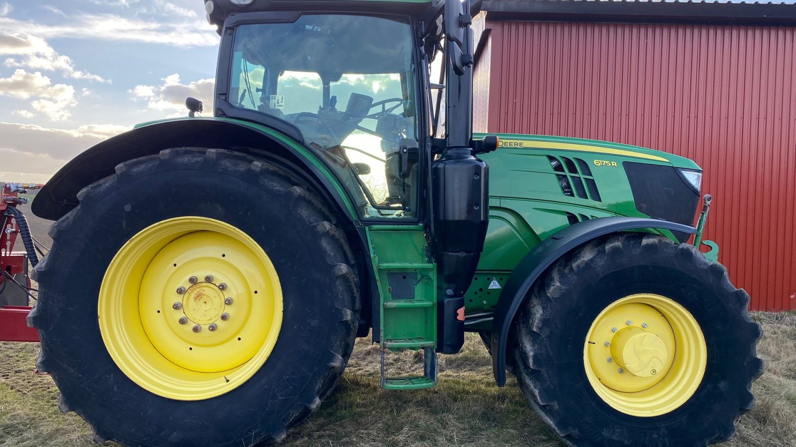 Traktor от тип John Deere 6175R, Gebrauchtmaschine в Bredsten (Снимка 3)