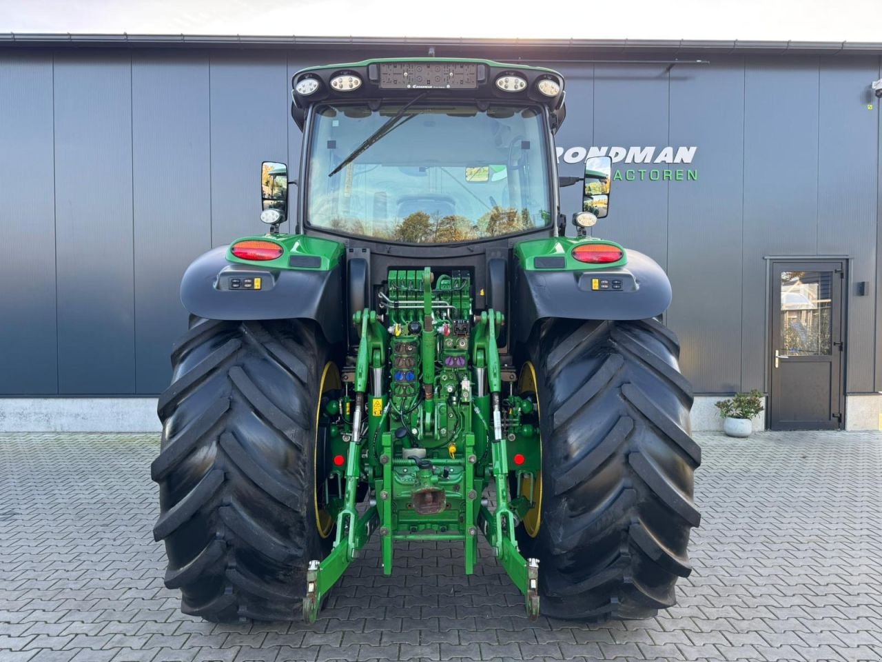 Traktor of the type John Deere 6175R, Gebrauchtmaschine in Daarle (Picture 7)