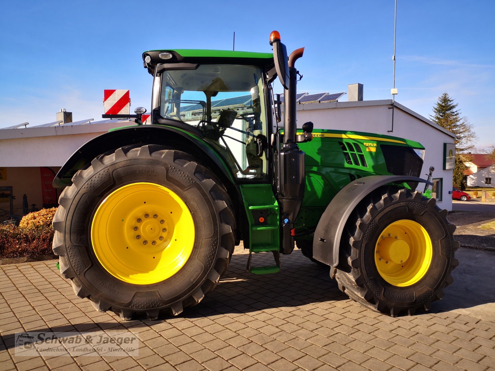 Traktor des Typs John Deere 6175R, Gebrauchtmaschine in Fünfstetten (Bild 4)