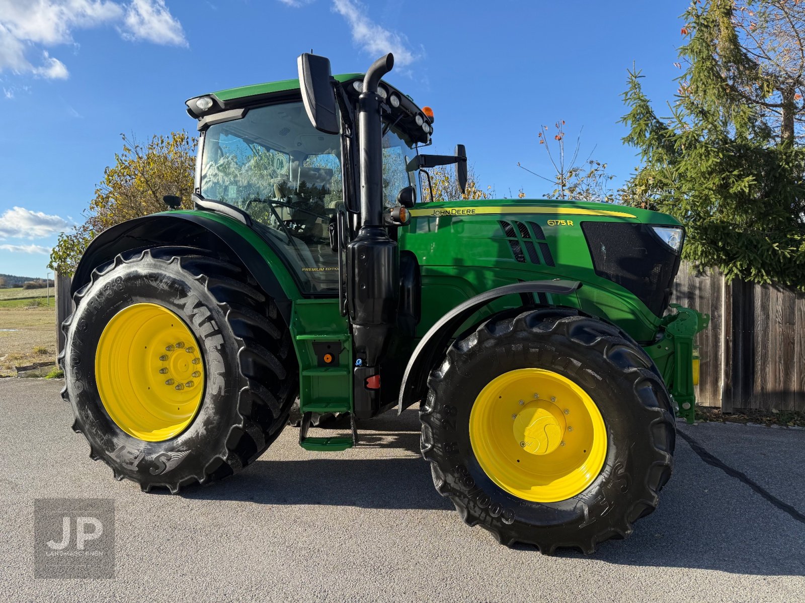 Traktor типа John Deere 6175R, Gebrauchtmaschine в Kastl (Фотография 3)