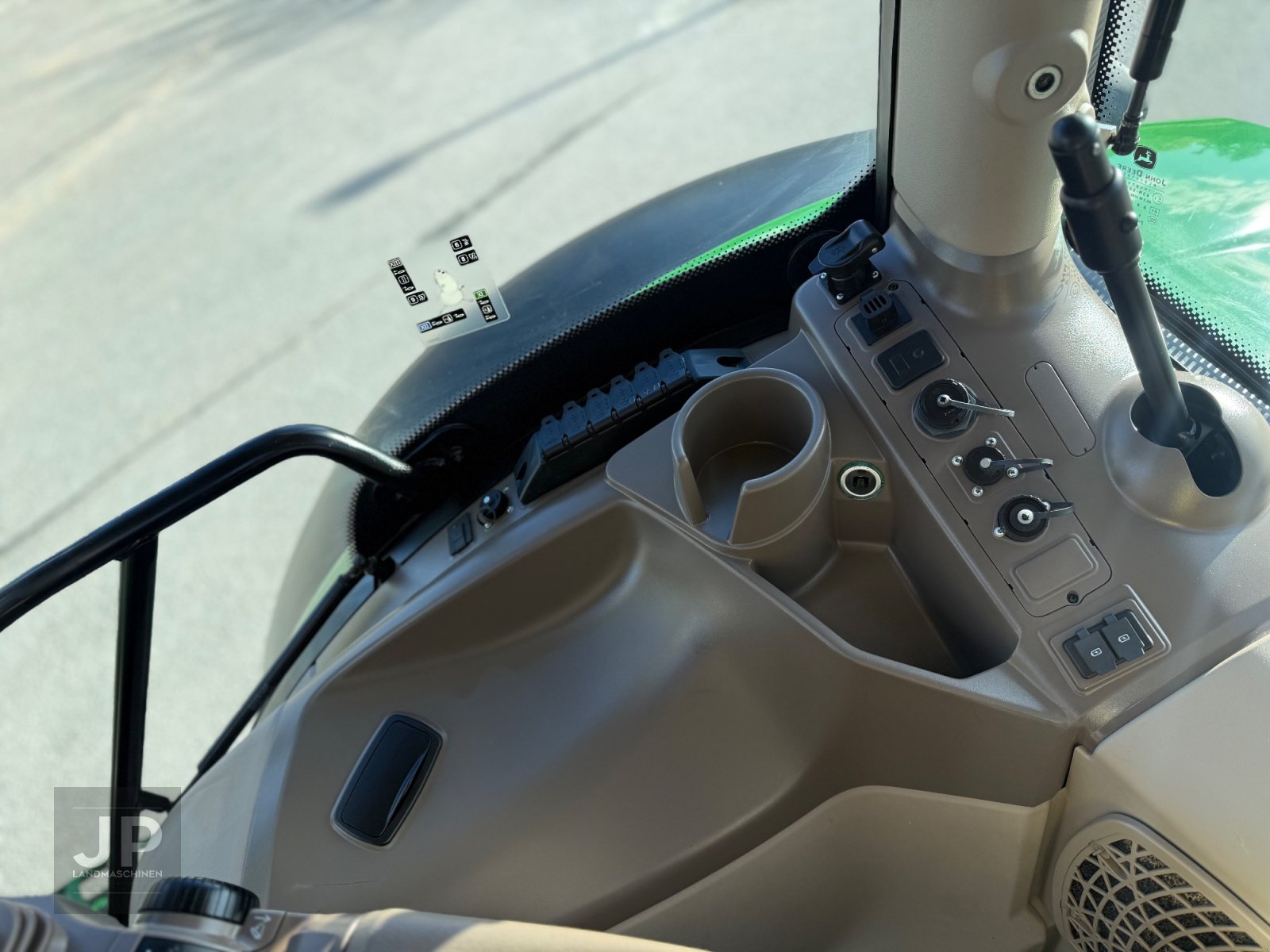 Traktor типа John Deere 6175R, Gebrauchtmaschine в Kastl (Фотография 11)