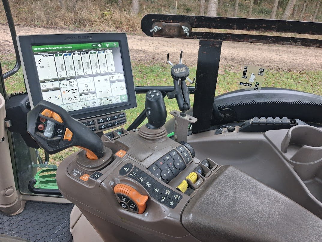 Traktor a típus John Deere 6175R, Gebrauchtmaschine ekkor: Rehlingen (Kép 8)