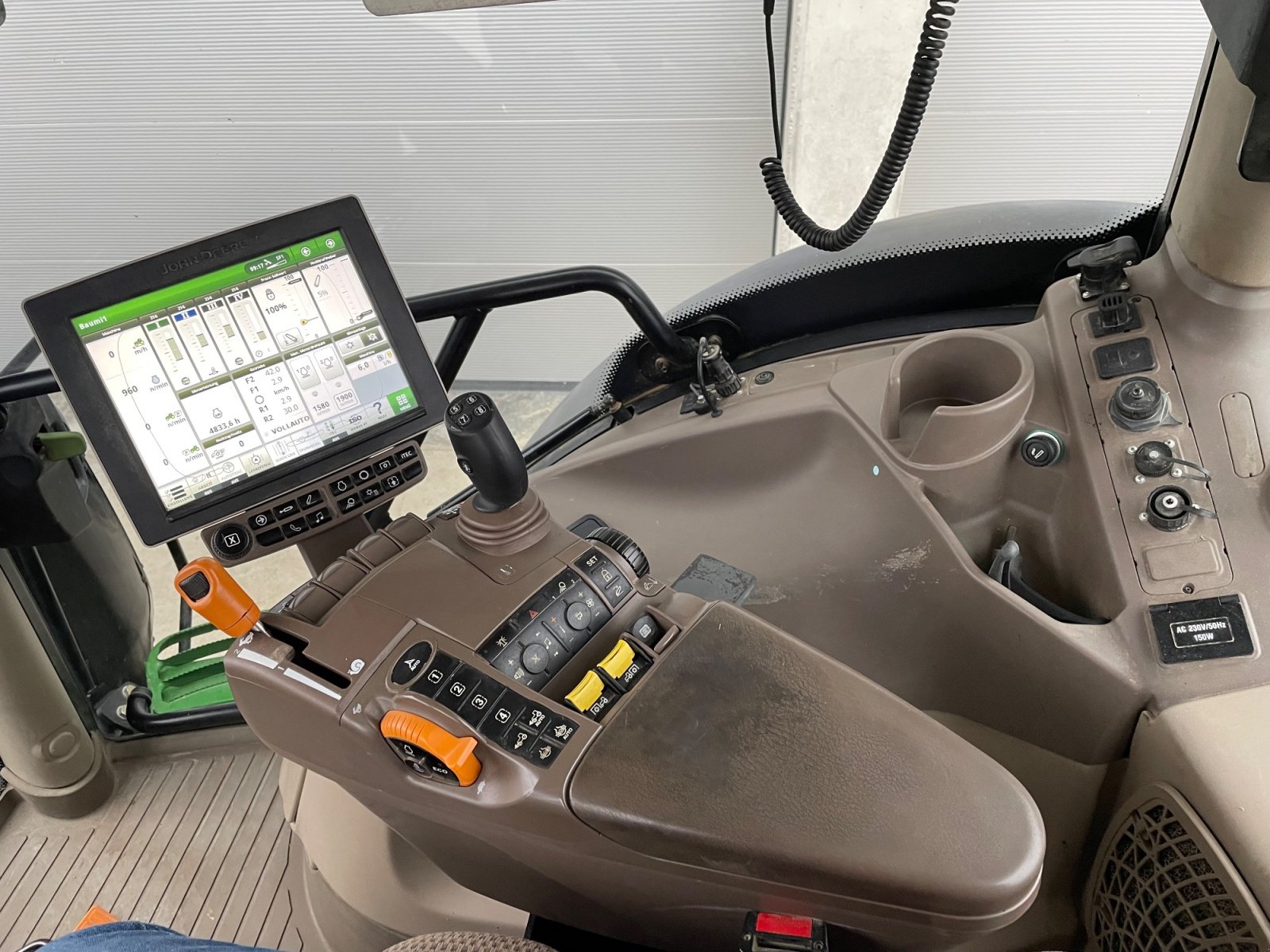 Traktor типа John Deere 6175R, Gebrauchtmaschine в Rimbach (Фотография 14)