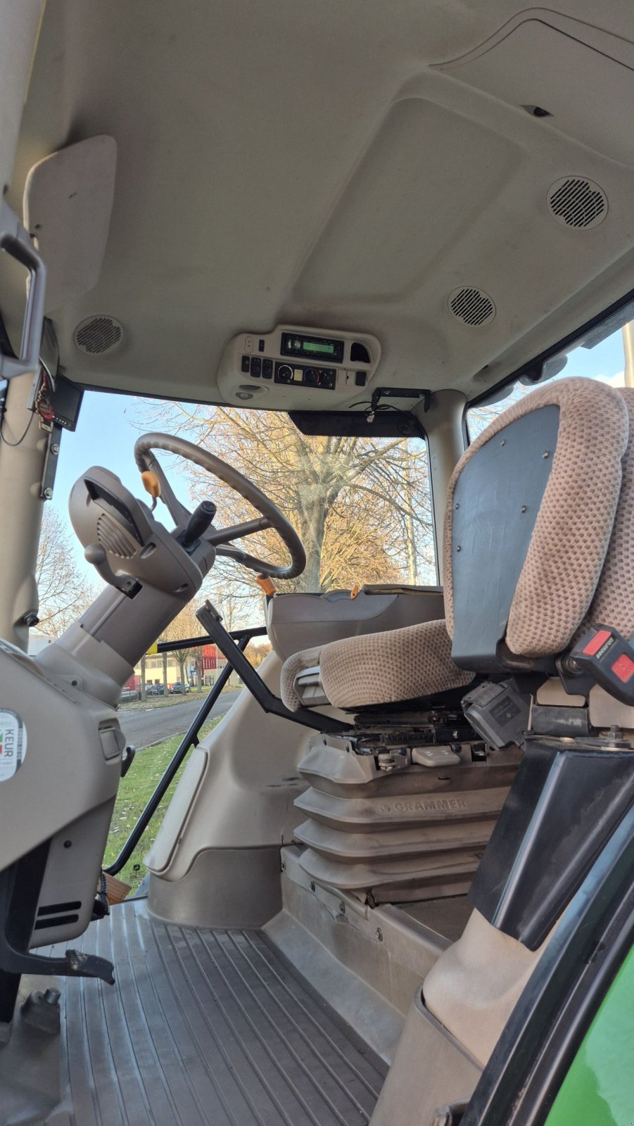 Traktor des Typs John Deere 6190R AP 50 Fronthef TLS HCS, Gebrauchtmaschine in Schoonebeek (Bild 9)