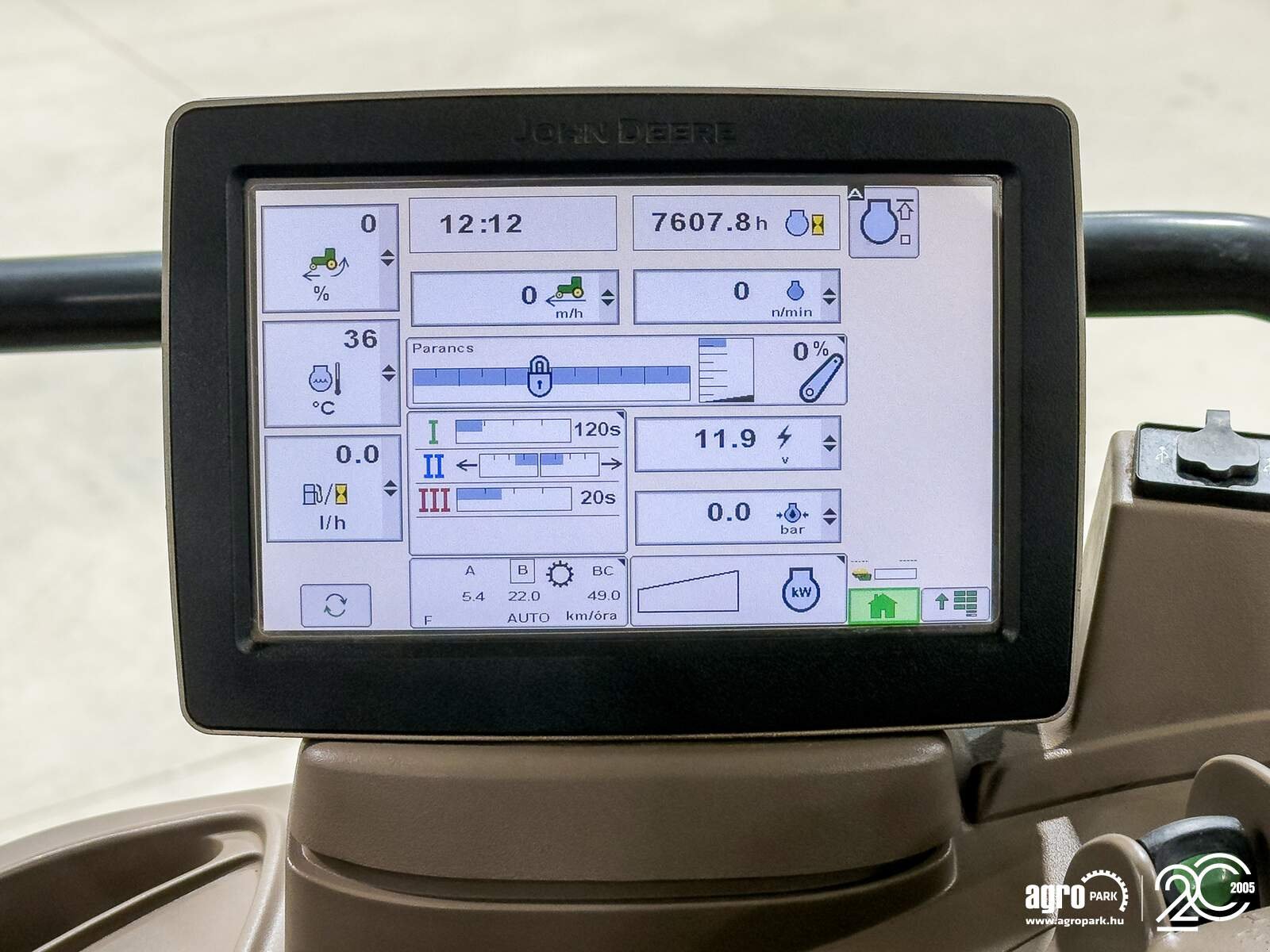 Traktor of the type John Deere 6190R, Gebrauchtmaschine in Csengele (Picture 20)