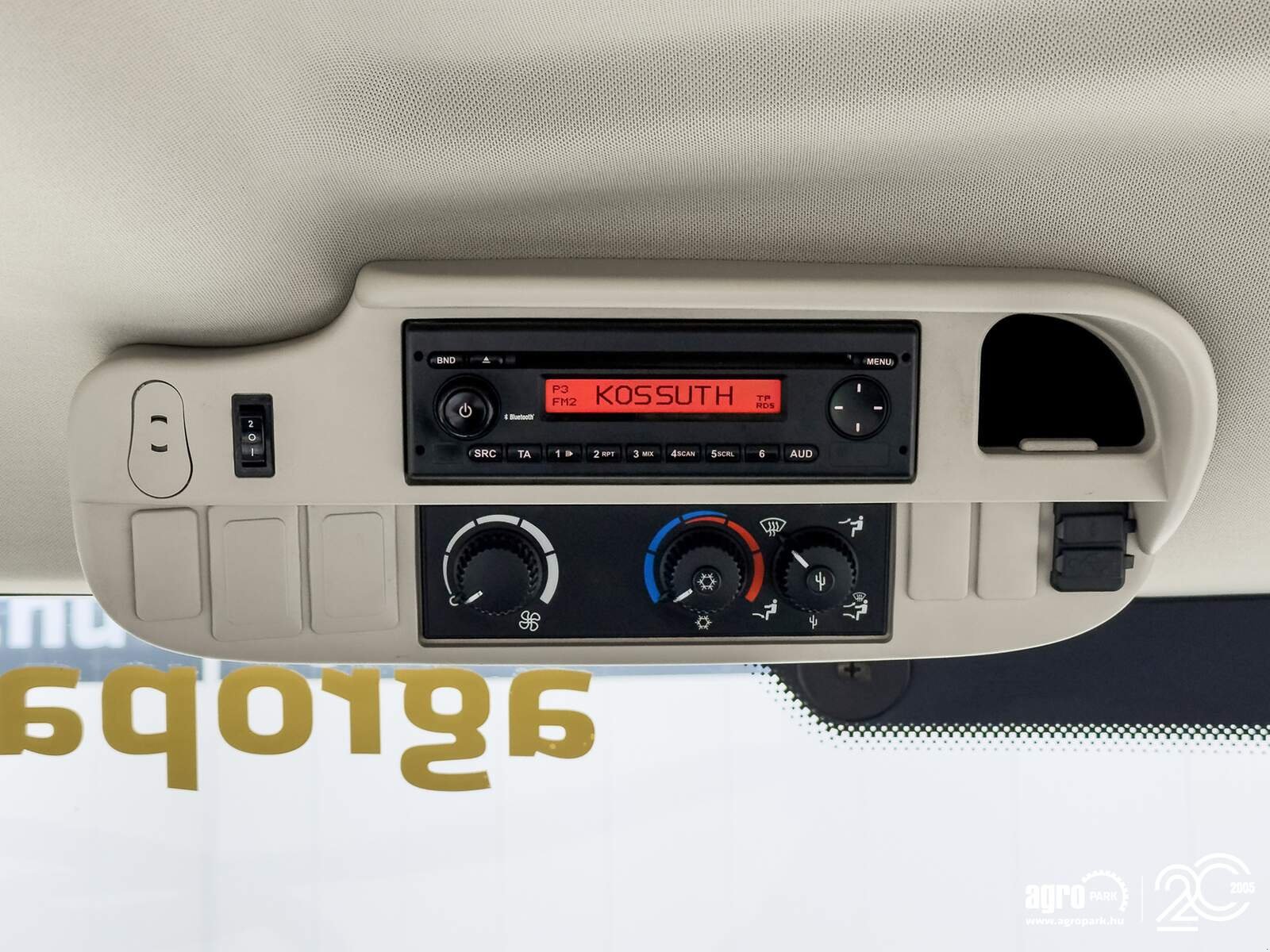 Traktor of the type John Deere 6190R, Gebrauchtmaschine in Csengele (Picture 23)