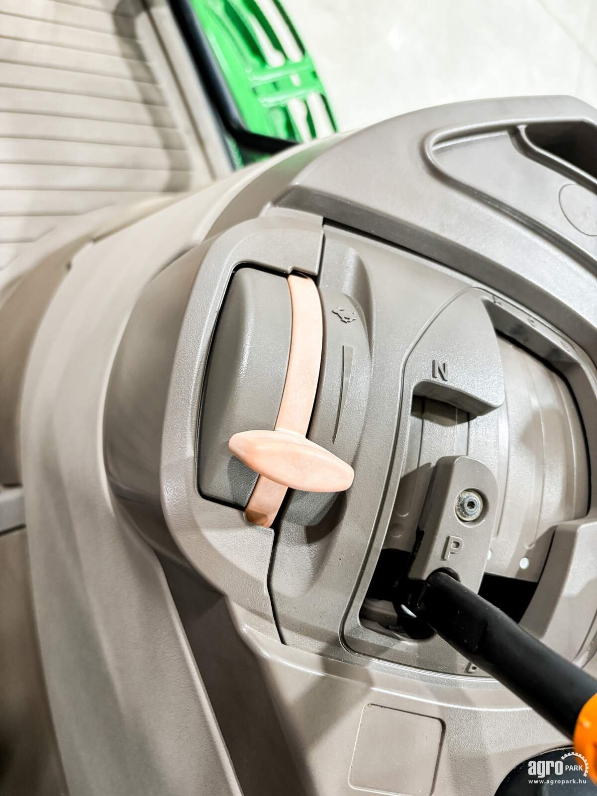 Traktor типа John Deere 6190R, Gebrauchtmaschine в Csengele (Фотография 10)