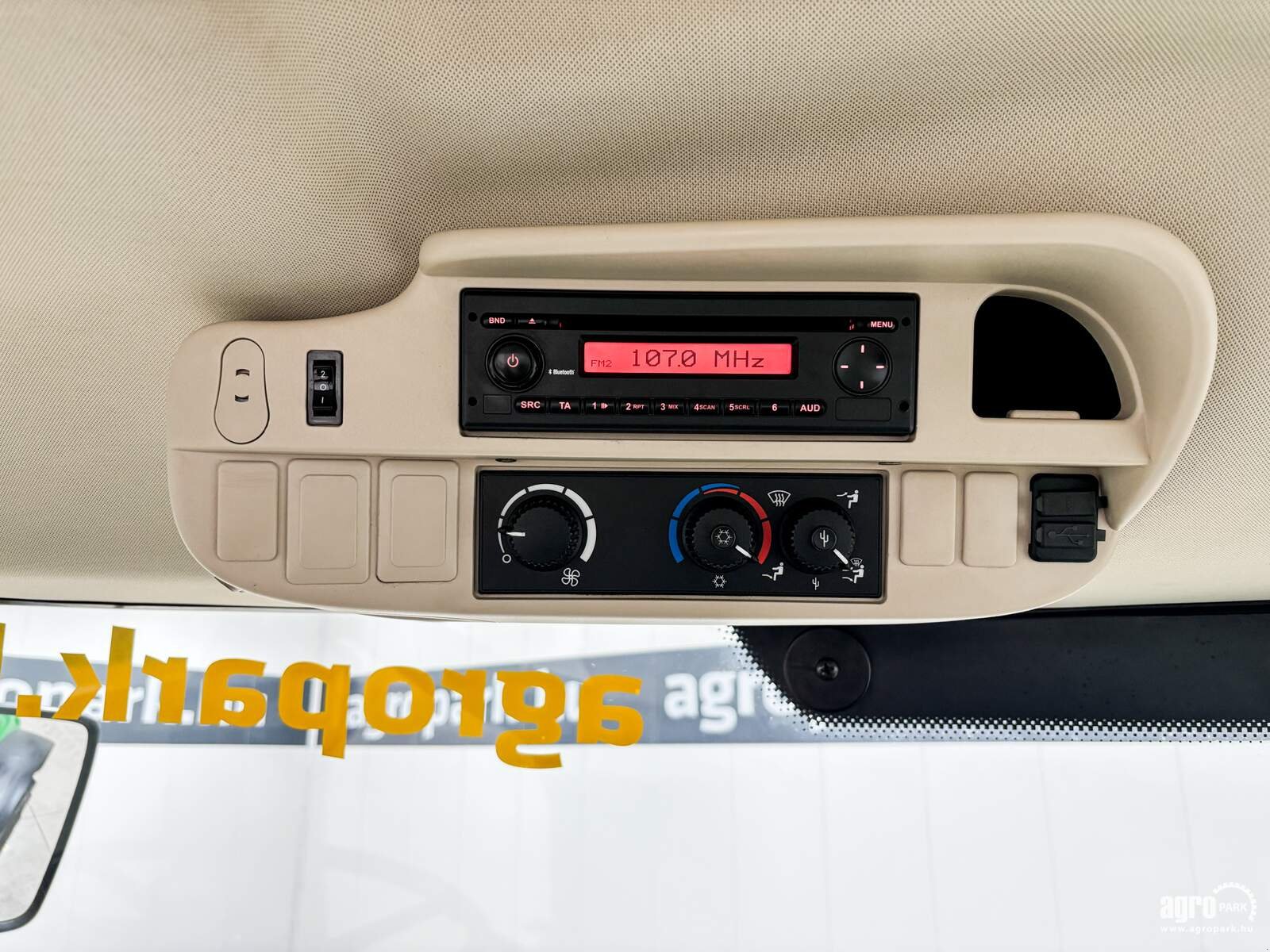 Traktor типа John Deere 6190R, Gebrauchtmaschine в Csengele (Фотография 22)