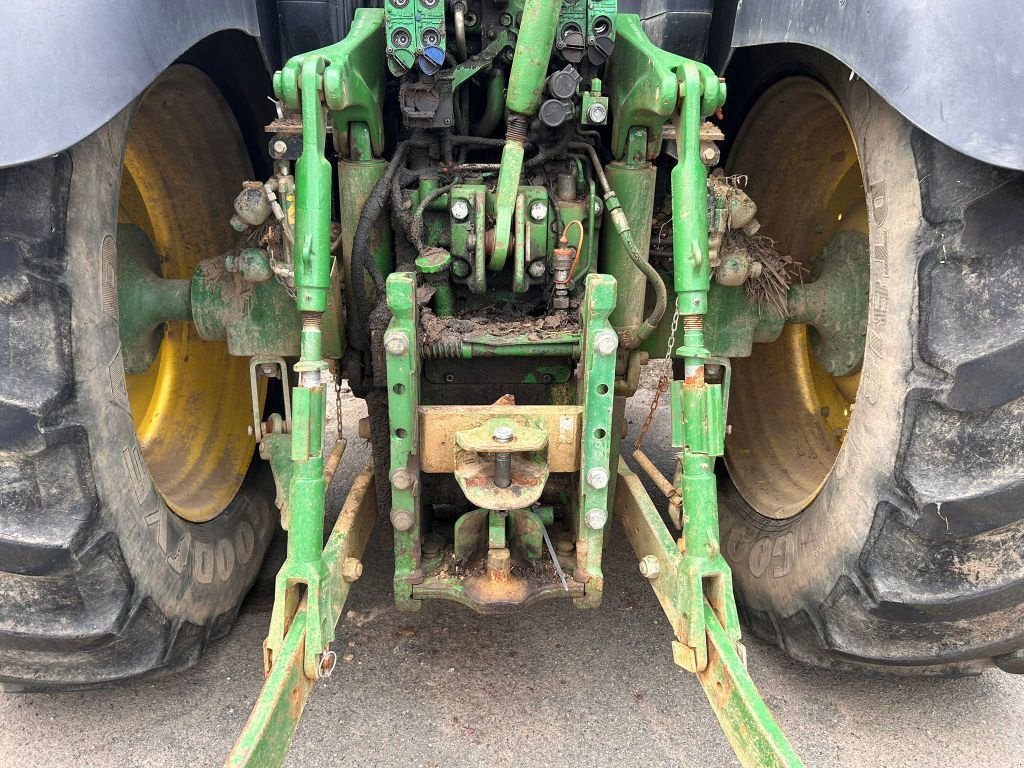 Traktor tipa John Deere 6190R, Gebrauchtmaschine u JOSSELIN (Slika 8)