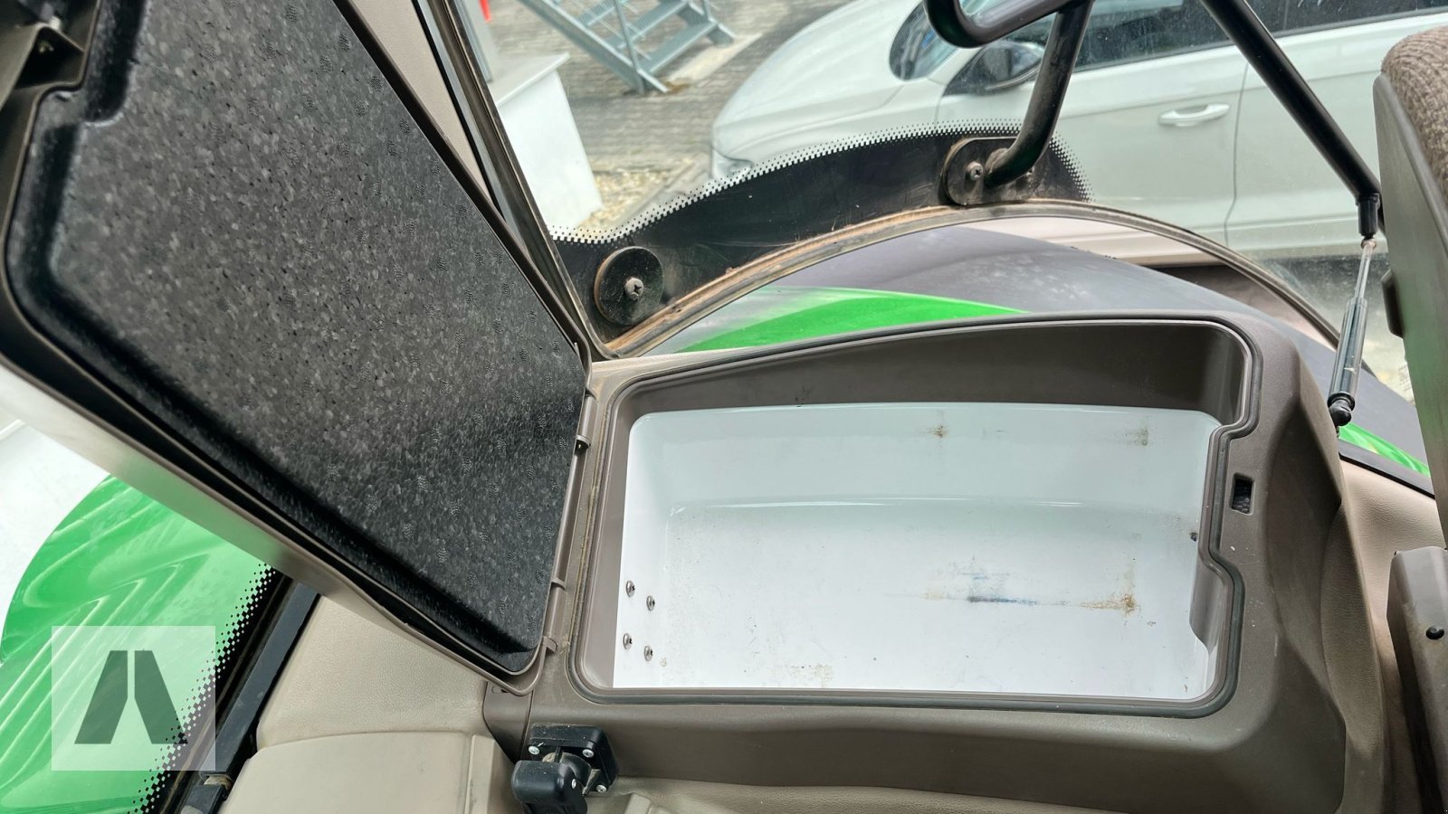 Traktor typu John Deere 6190R, Gebrauchtmaschine v Regensburg (Obrázek 22)