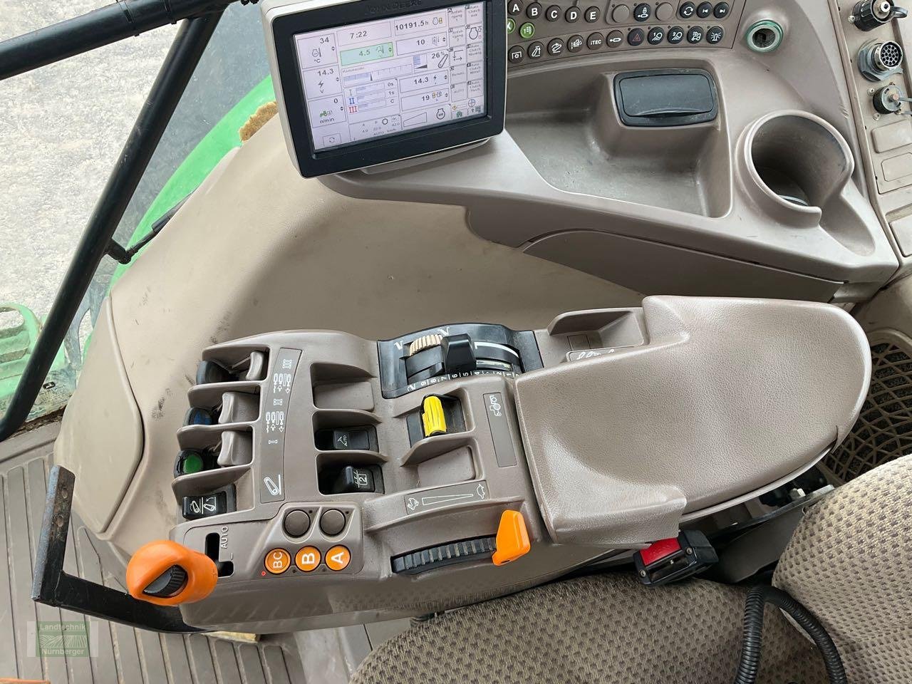 Traktor of the type John Deere 6190R, Gebrauchtmaschine in Leubsdorf (Picture 3)