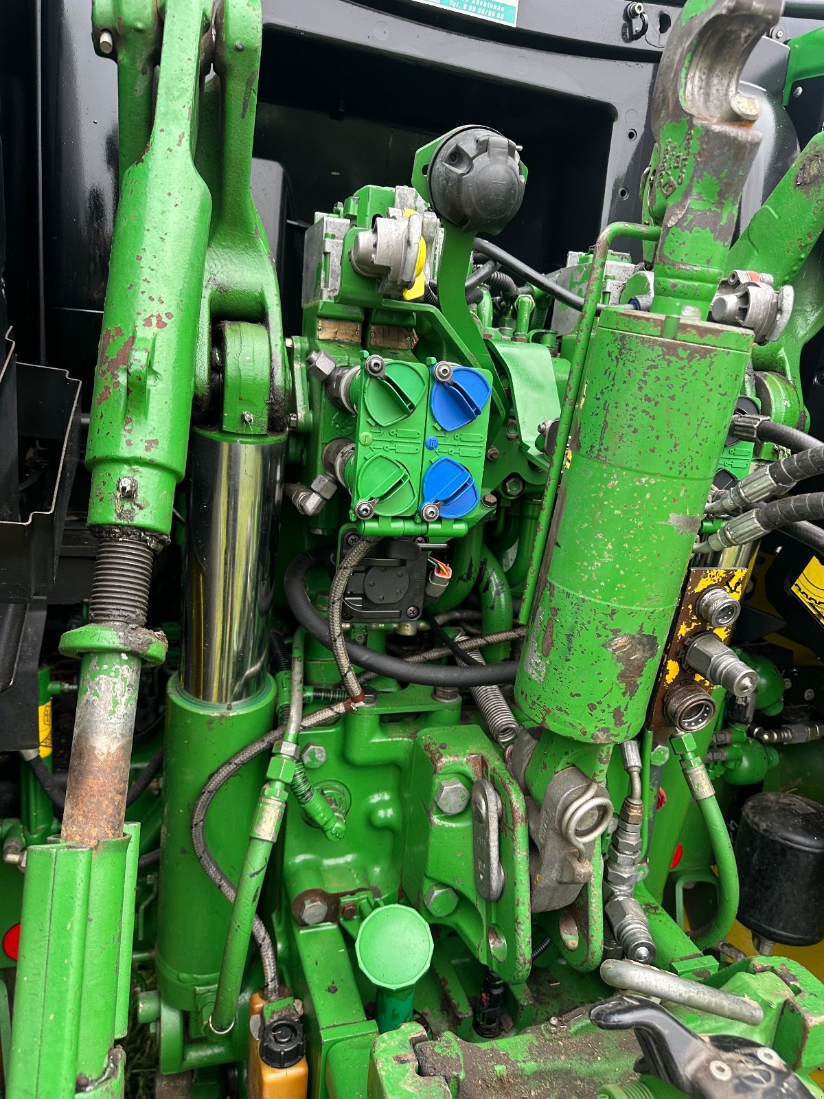 Traktor van het type John Deere 6190R, Gebrauchtmaschine in Stephanskirchen (Foto 8)