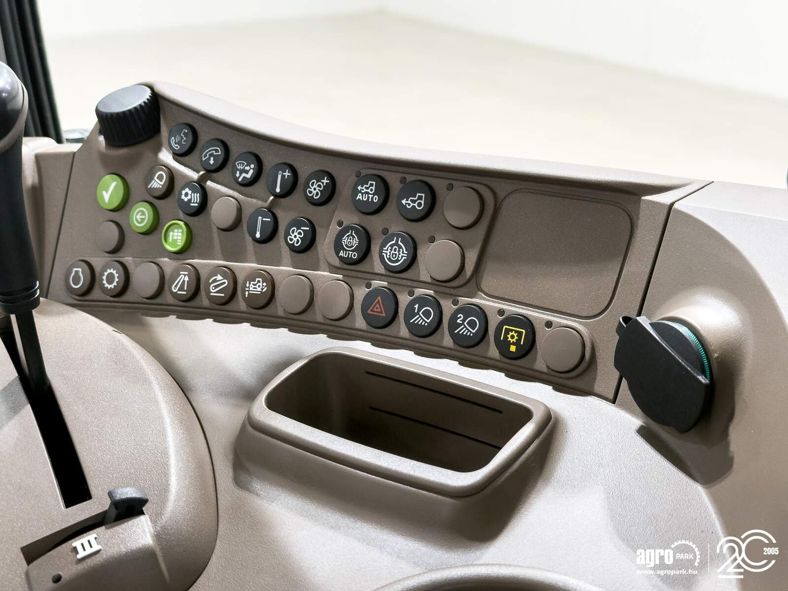 Traktor typu John Deere 6195M, Gebrauchtmaschine v Csengele (Obrázek 17)