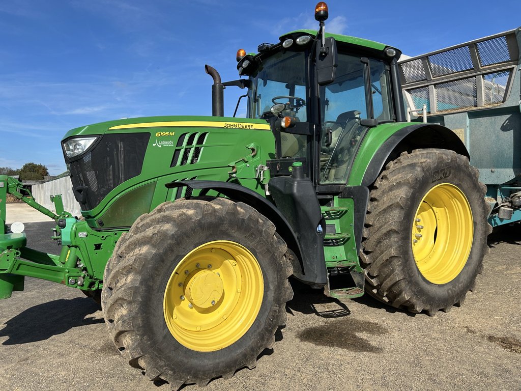 Traktor типа John Deere 6195M, Gebrauchtmaschine в LONLAY (Фотография 3)