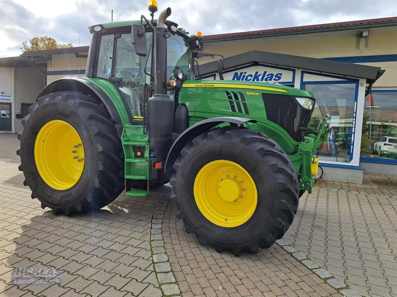 Traktor tipa John Deere 6195M, Gebrauchtmaschine u Schirradorf (Slika 1)