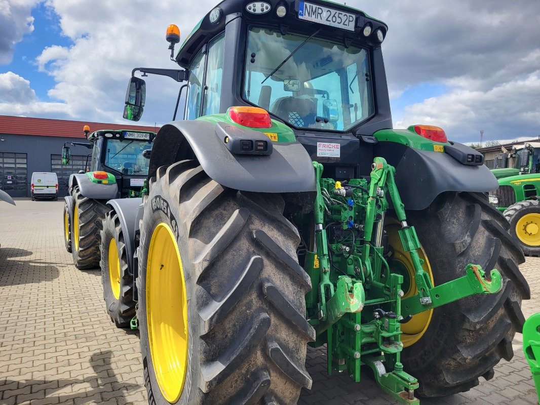 Traktor des Typs John Deere 6195M, Neumaschine in Mrągowo (Bild 4)