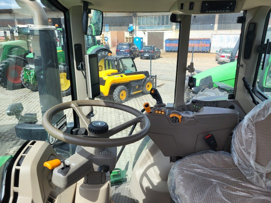 Traktor des Typs John Deere 6195M, Neumaschine in Mrągowo (Bild 7)