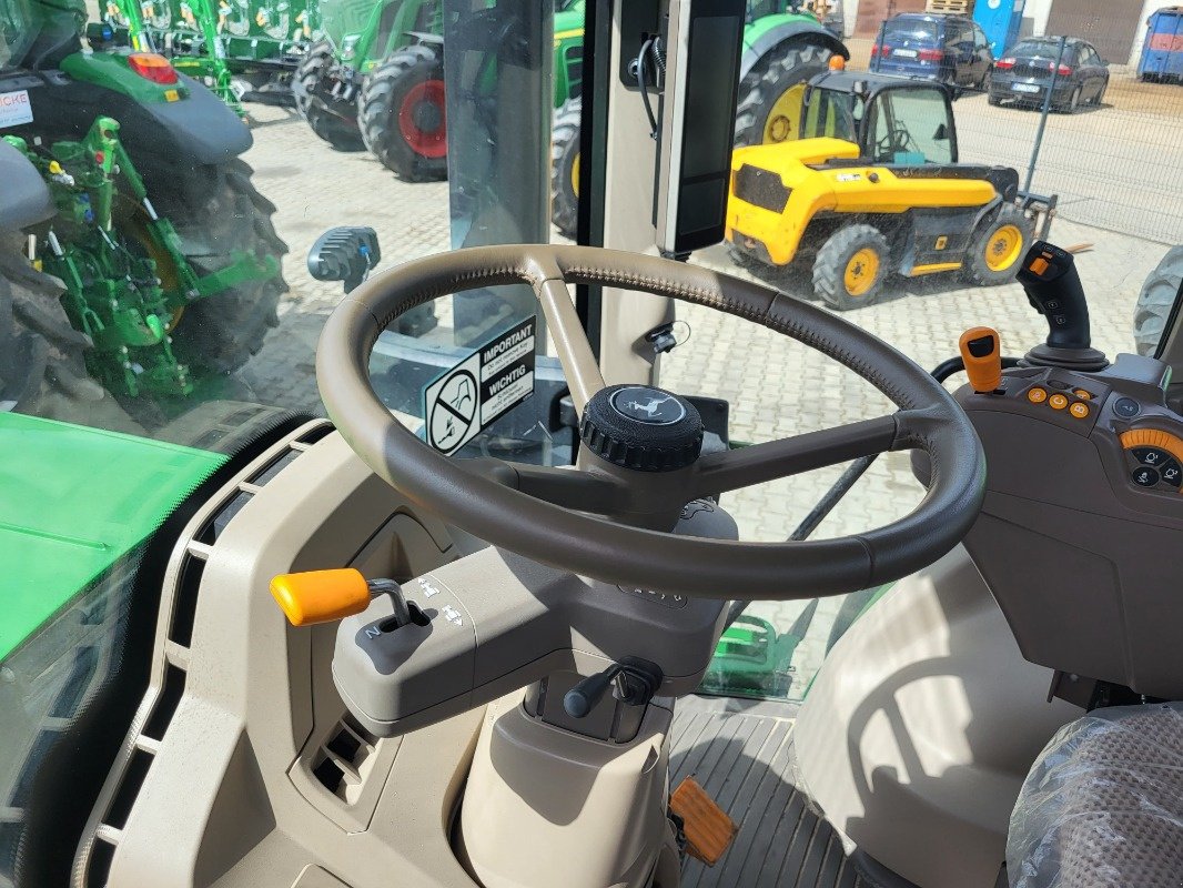 Traktor des Typs John Deere 6195M, Neumaschine in Mrągowo (Bild 8)