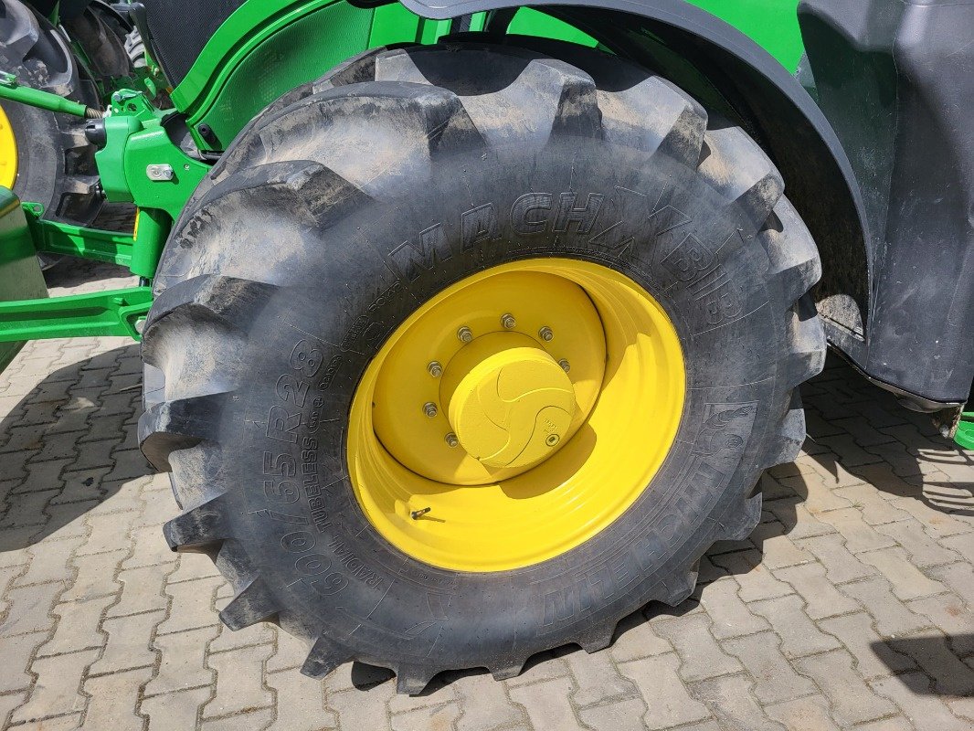Traktor des Typs John Deere 6195M, Neumaschine in Mrągowo (Bild 10)