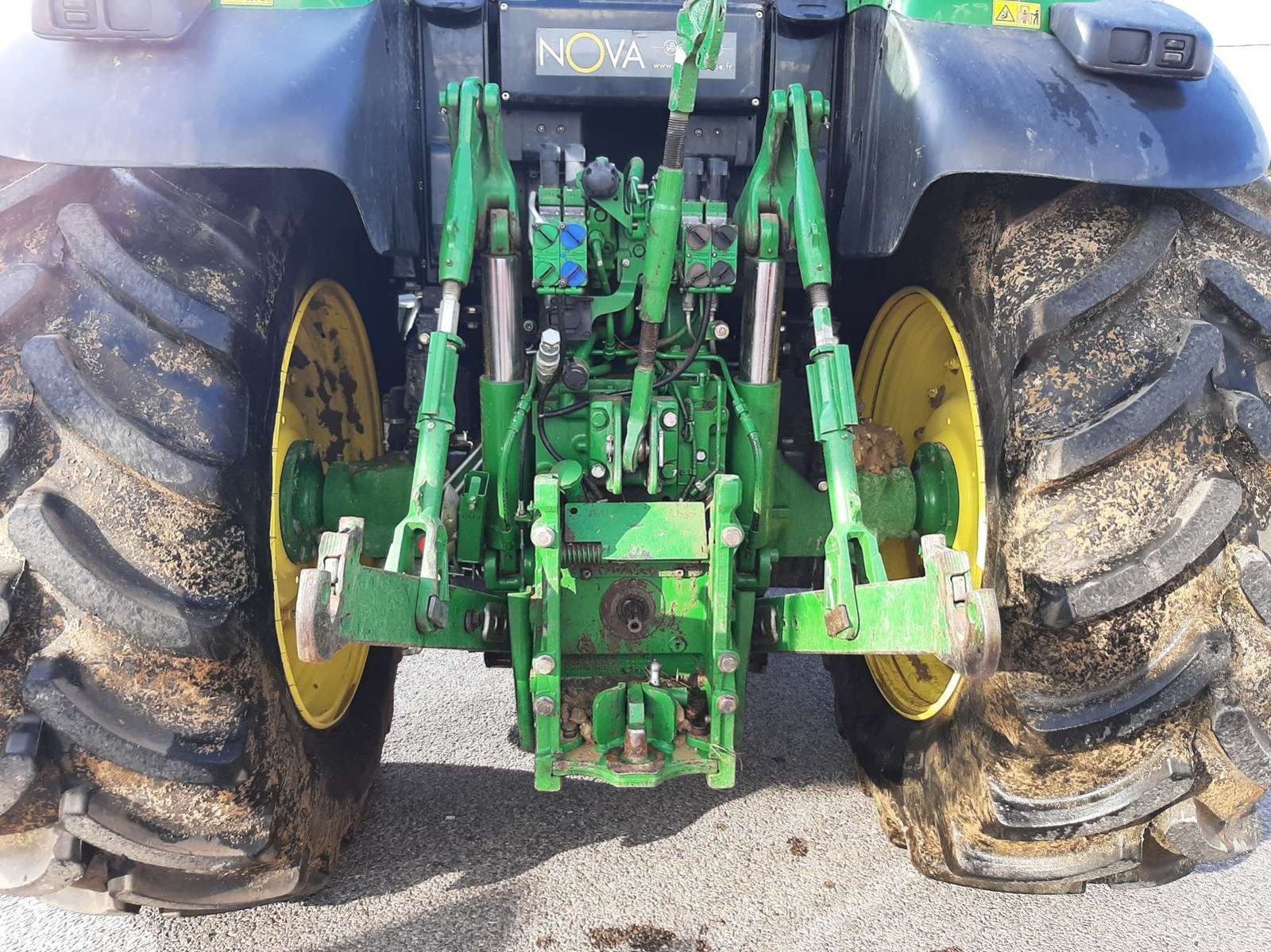 Traktor of the type John Deere 6195M, Gebrauchtmaschine in UCHAUD (Picture 5)