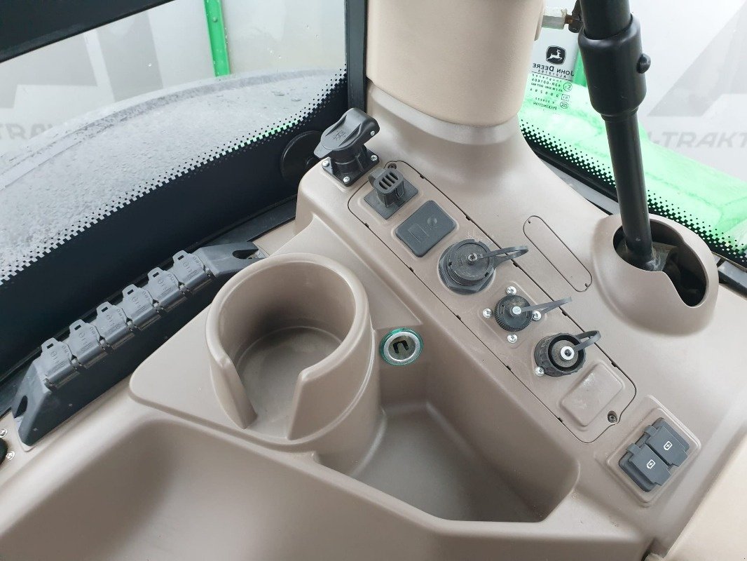 Traktor des Typs John Deere 6195R*, Gebrauchtmaschine in Sittensen (Bild 12)