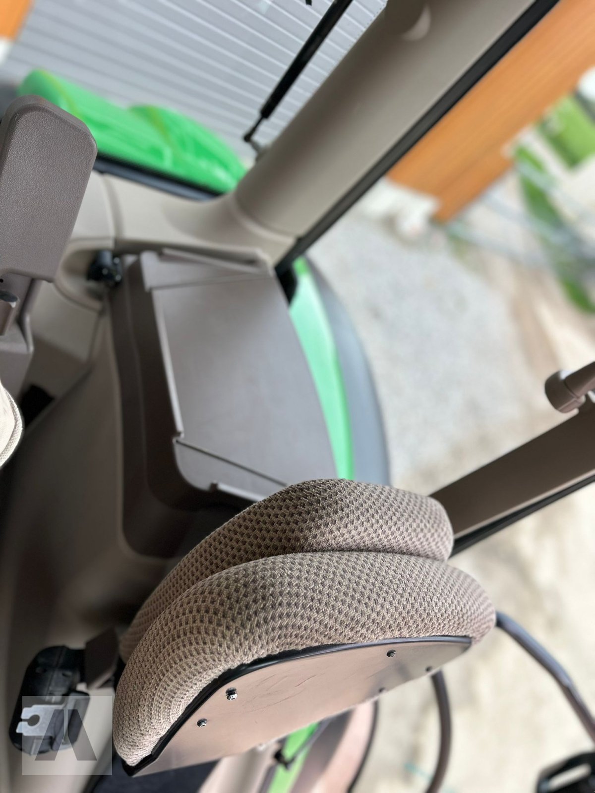 Traktor Türe ait John Deere 6195R 6195 R, Gebrauchtmaschine içinde Regensburg (resim 10)