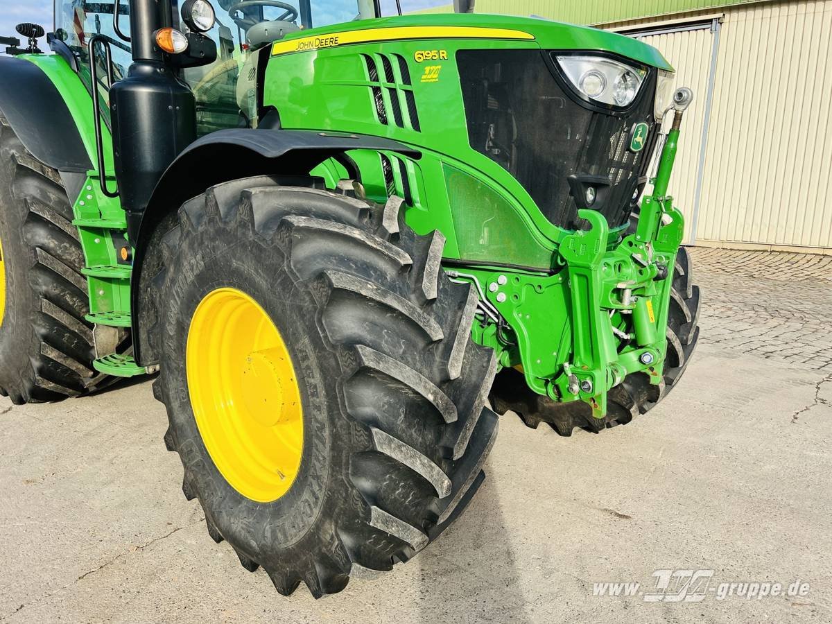 Traktor van het type John Deere 6195R CommandPro, Gebrauchtmaschine in Sülzetal OT Altenweddingen (Foto 20)