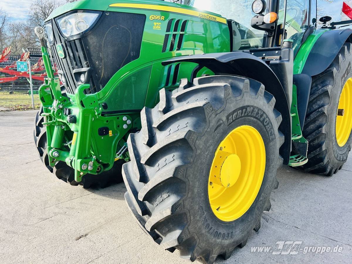 Traktor van het type John Deere 6195R CommandPro, Gebrauchtmaschine in Sülzetal OT Altenweddingen (Foto 22)