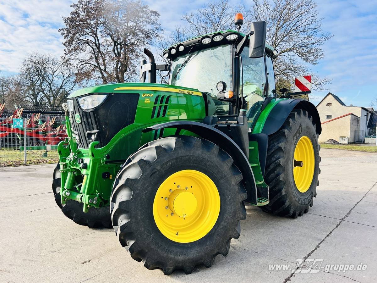 Traktor van het type John Deere 6195R CommandPro, Gebrauchtmaschine in Sülzetal OT Altenweddingen (Foto 24)