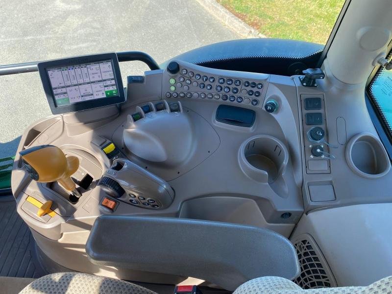 Traktor typu John Deere 6195R FT4, Gebrauchtmaschine v LE PONT CHRETIEN (Obrázek 11)