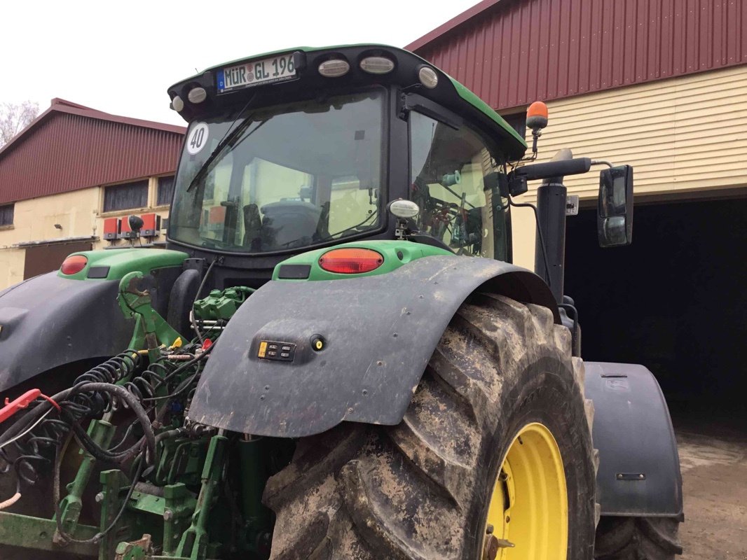 Traktor van het type John Deere 6195R MY17 AP 40, Gebrauchtmaschine in Neubrandenburg (Foto 13)