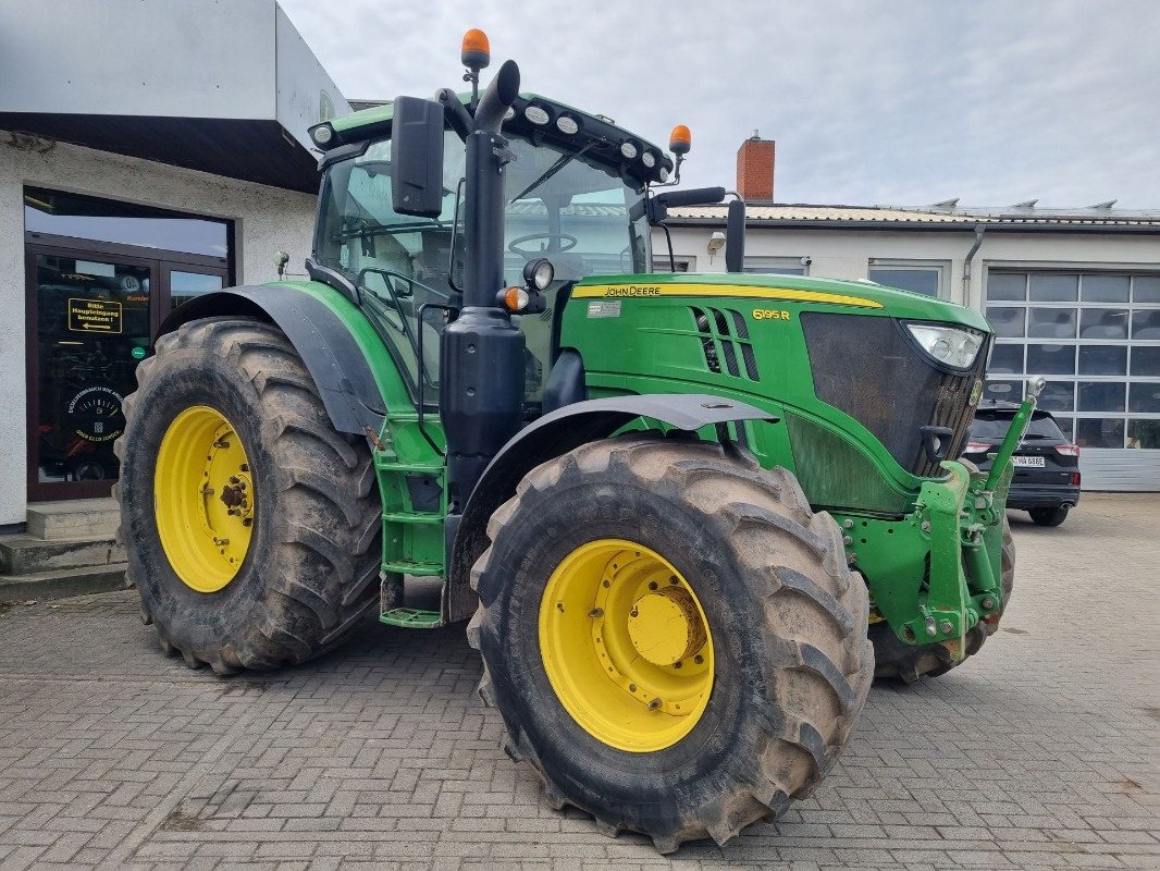 Traktor van het type John Deere 6195R MY17 AP 40, Gebrauchtmaschine in Neubrandenburg (Foto 30)