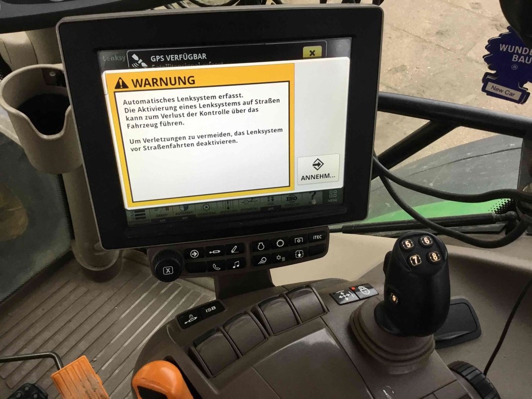 Traktor of the type John Deere 6195R MY17 AP 40, Gebrauchtmaschine in Neubrandenburg (Picture 14)