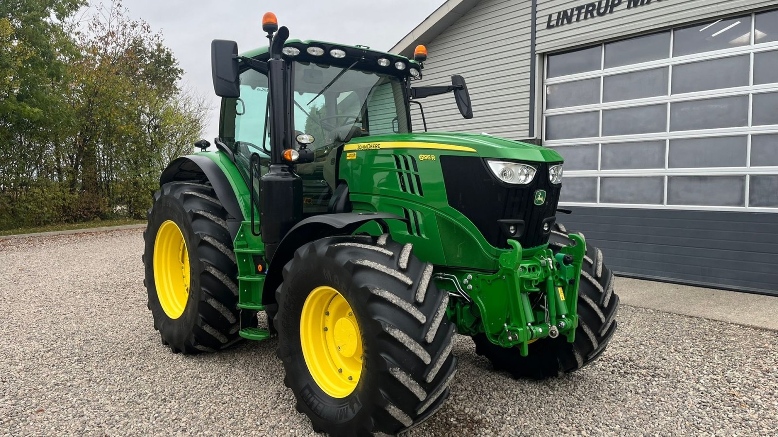 Traktor типа John Deere 6195R Premium Edition med frontlift, Gebrauchtmaschine в Lintrup (Фотография 19)