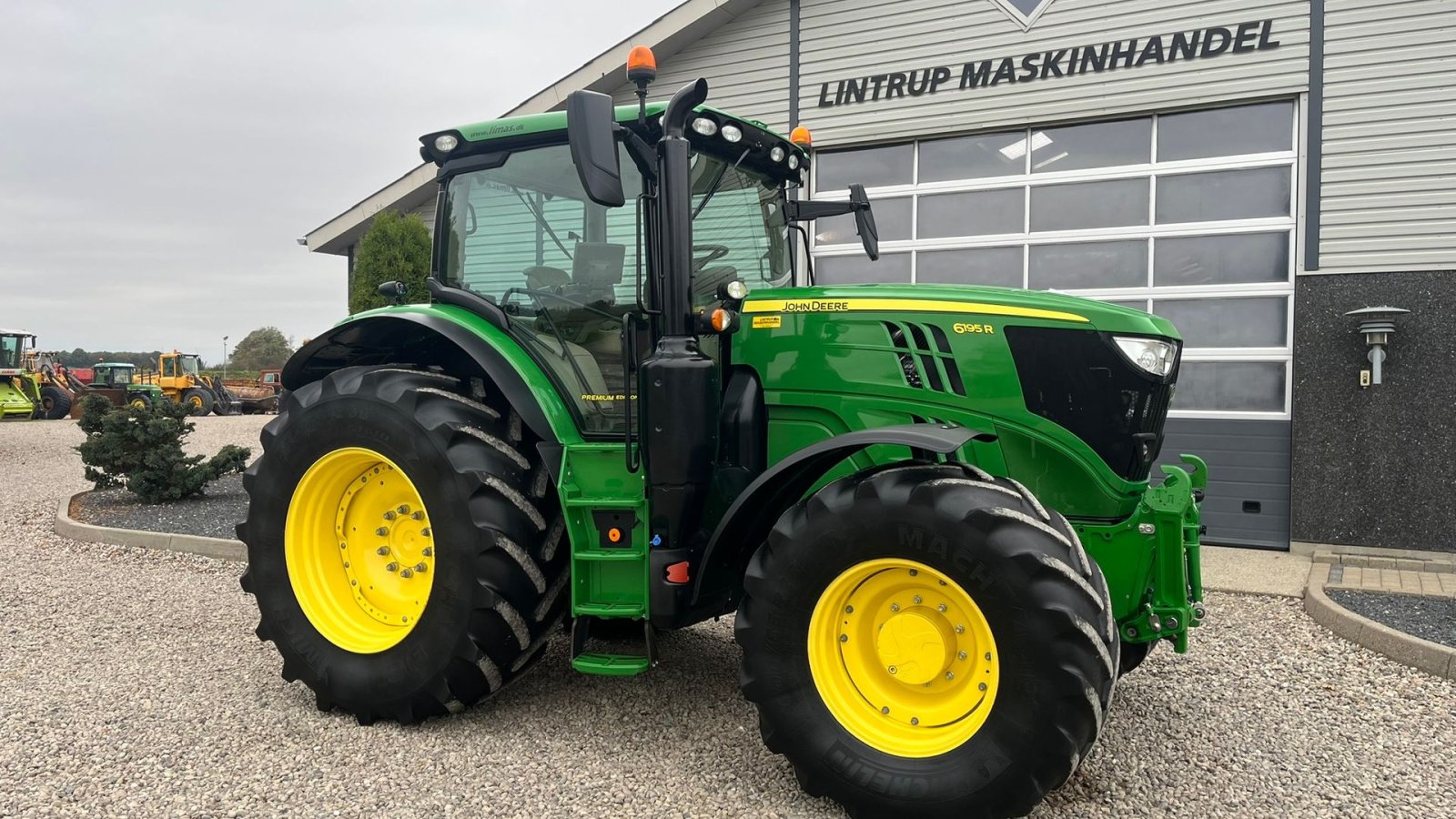 Traktor типа John Deere 6195R Premium Edition med frontlift, Gebrauchtmaschine в Lintrup (Фотография 18)