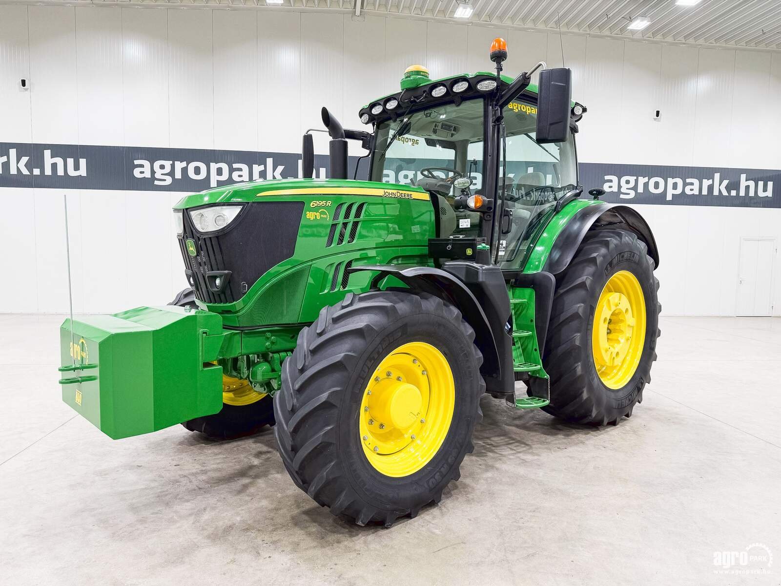 Traktor tipa John Deere 6195R, Gebrauchtmaschine u Csengele (Slika 1)