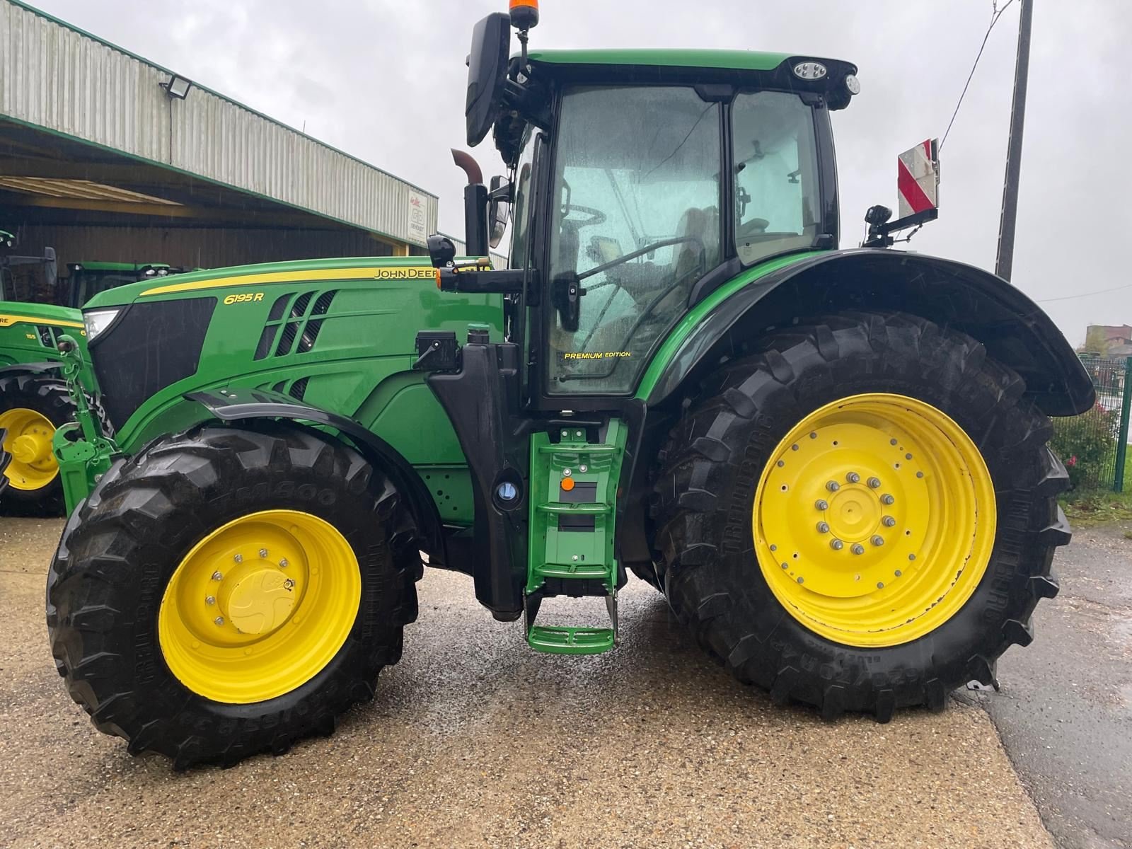 Traktor Türe ait John Deere 6195R, Gebrauchtmaschine içinde BOSC LE HARD (resim 5)