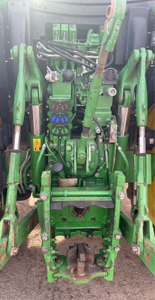 Traktor des Typs John Deere 6195R, Gebrauchtmaschine in COULVAIN (Bild 3)