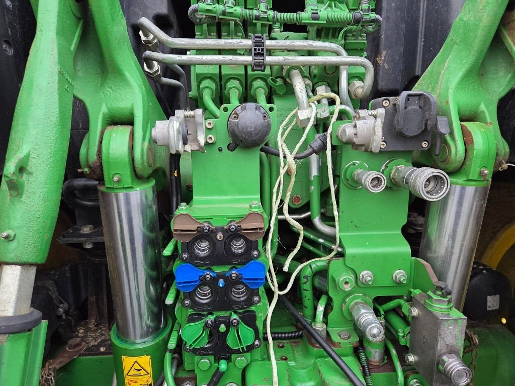 Traktor tip John Deere 6195R, Gebrauchtmaschine in COULVAIN (Poză 10)
