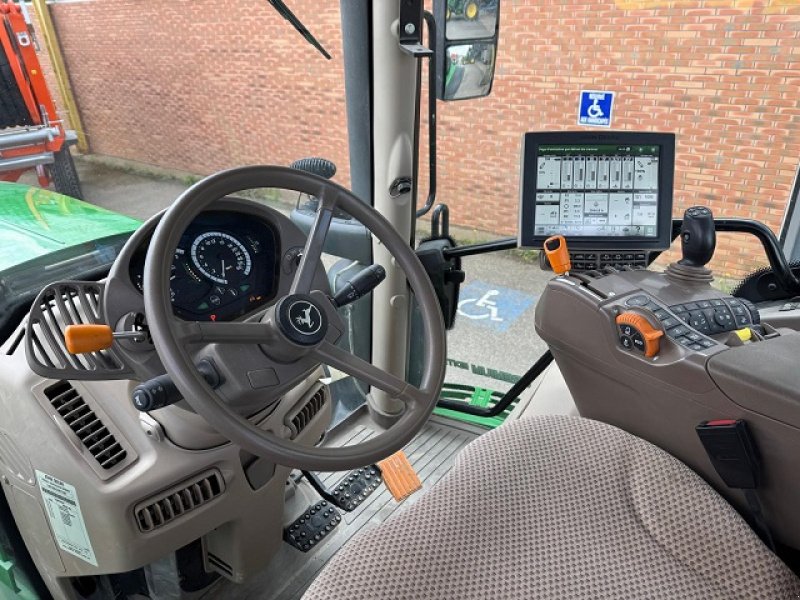 Traktor типа John Deere 6195R, Gebrauchtmaschine в PITHIVIERS Cedex (Фотография 11)