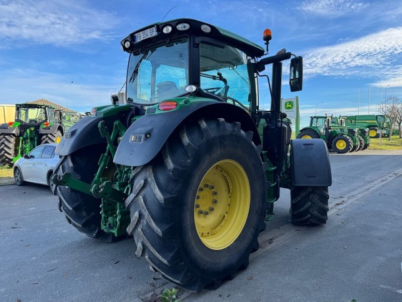 Traktor типа John Deere 6195R, Gebrauchtmaschine в PITHIVIERS Cedex (Фотография 4)