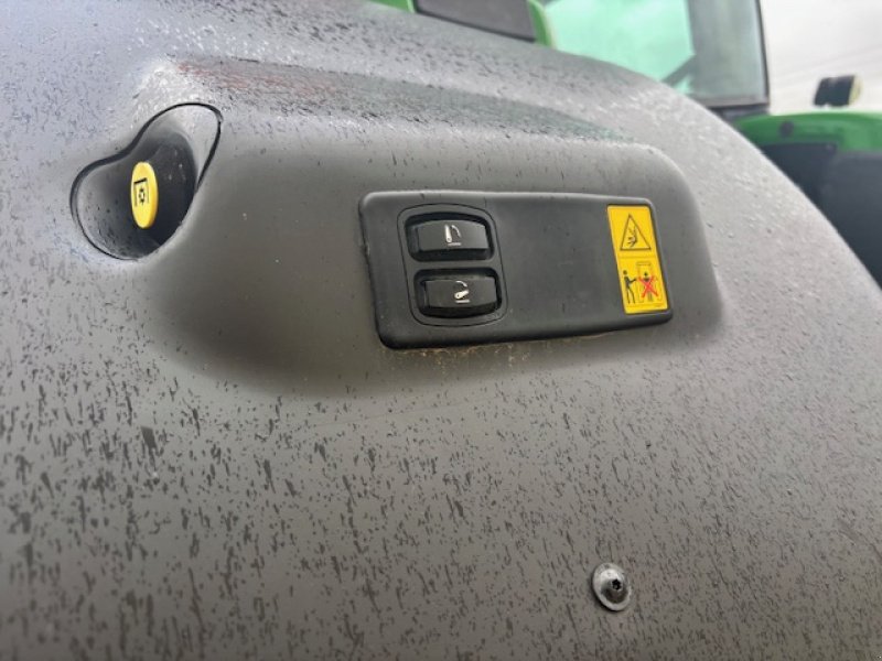 Traktor типа John Deere 6195R, Gebrauchtmaschine в VERDUN (Фотография 11)